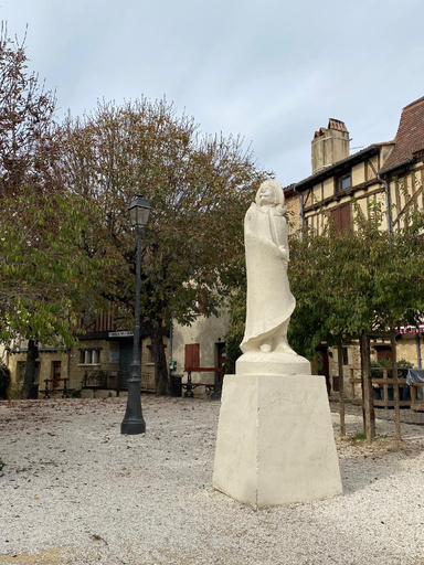 Others 4, Marianne 6, Dordogne