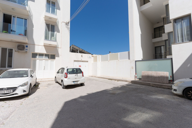 Exterior & Views 2, Charming 2-Bed in Swieqi