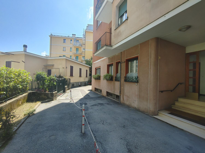 House Fiorita by Holiday World, Genova