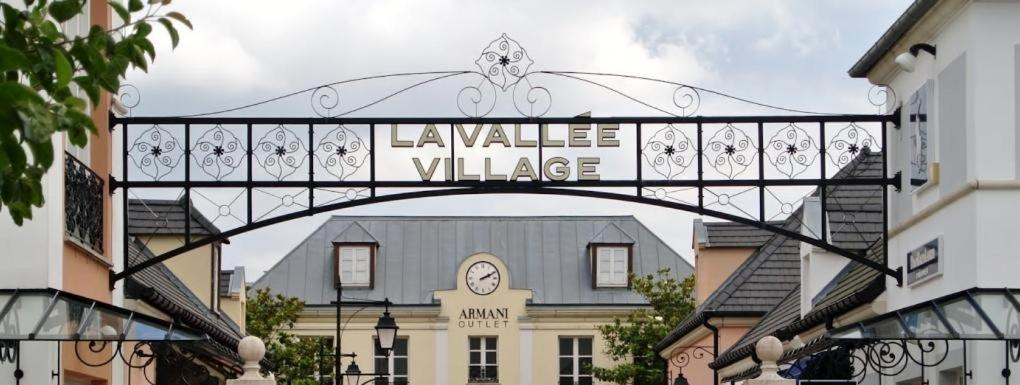 Shops, HolidayApartment Val d'Europe, Seine-et-Marne
