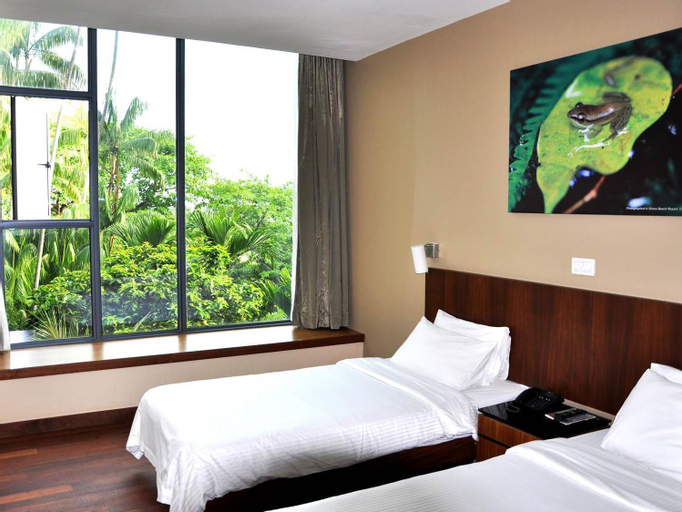 Bedroom 12