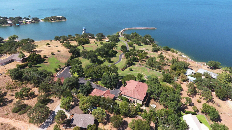 Exterior & Views 2, Upstay -10 Waterfront Mansion with Jetty, Llano