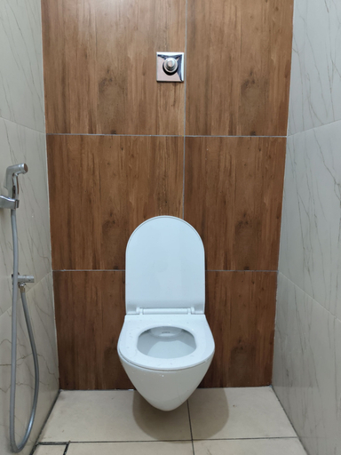 Bathroom 4, Srikrishna Paradise, Tiruvannamalai