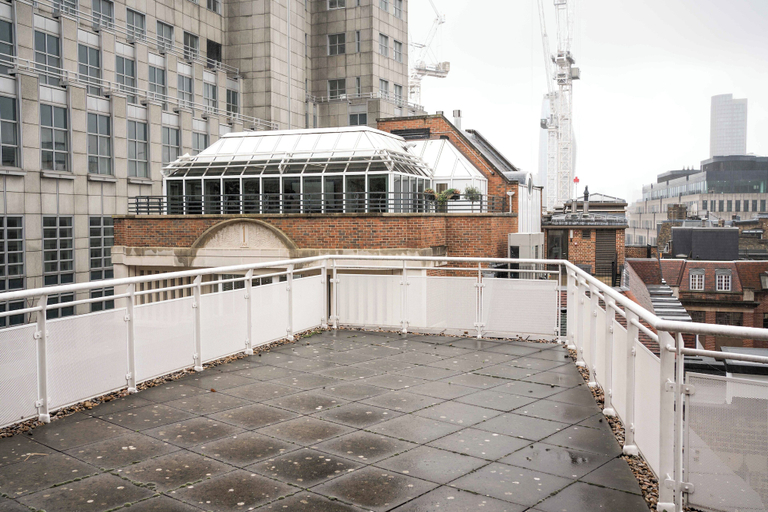 Others 5, 1BD Modern City Oasis: Near London Attractions, London