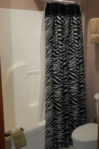 Bathroom 19