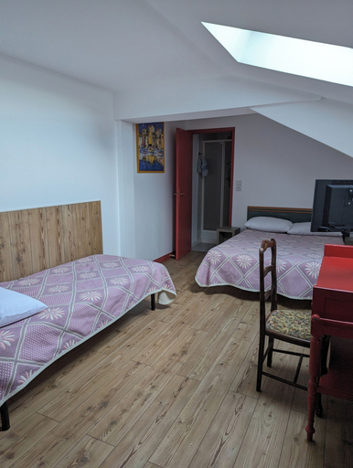 Bedroom 8
