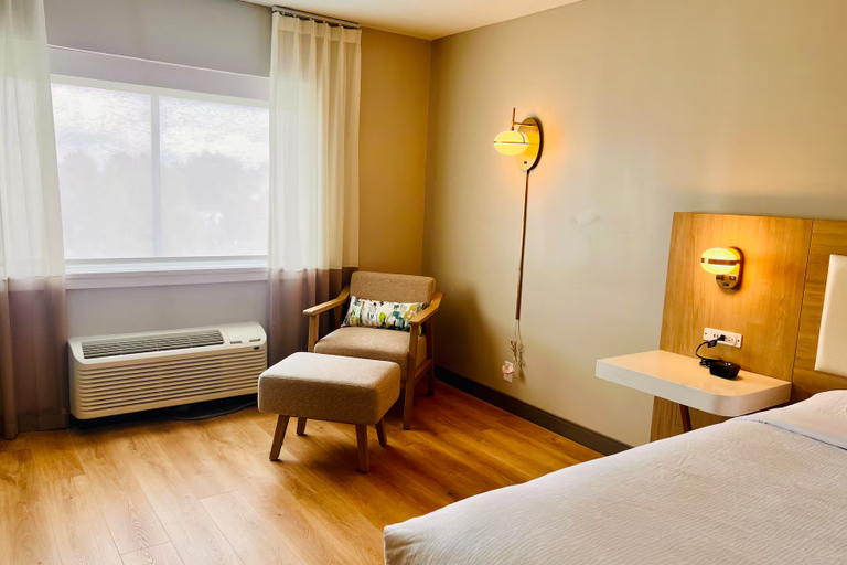 Bedroom 4, Wyndham Garden Louisville KY, Jefferson