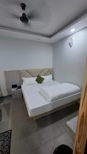Bedroom 2, Goroomgo Heaven palace Haridwar, Hardwar