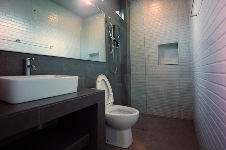 Bathroom 1