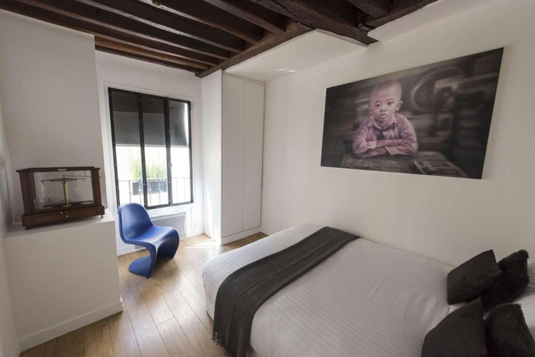 Bedroom 1, Lucius, Paris