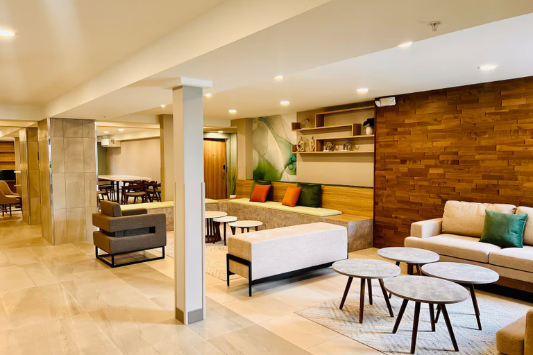 Public Area 3, Wyndham Garden Louisville KY, Jefferson