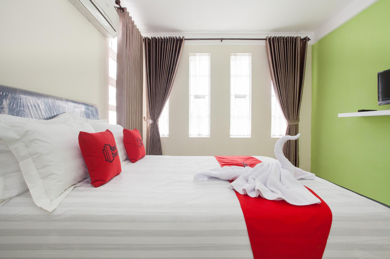 Bedroom 9