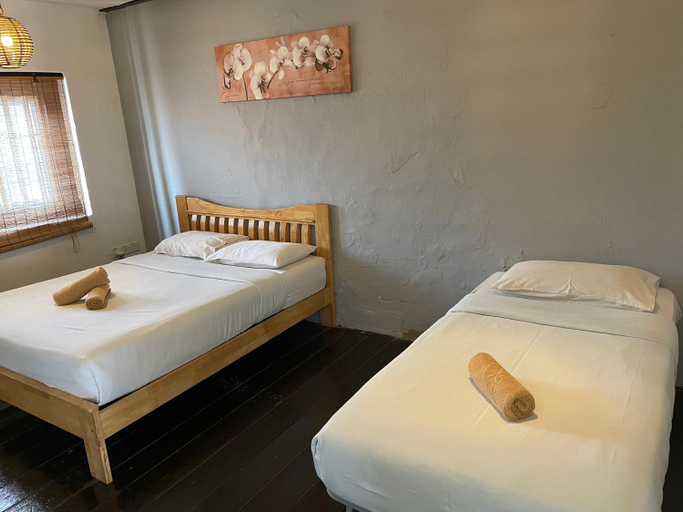 Others 3, Layang Layang Guest House, Malacca City