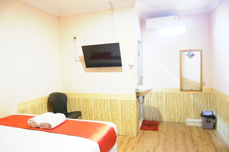 Bedroom 15