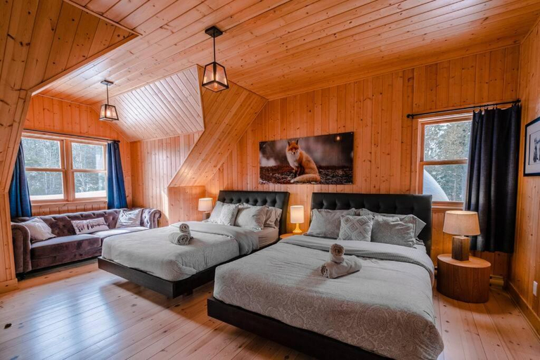 Bedroom 2, Chalet Silver Fox SPA at Fiddler's Lake, Argenteuil