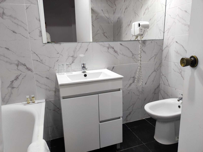 Bathroom 4, Hotel Vista do Vale, Povoação