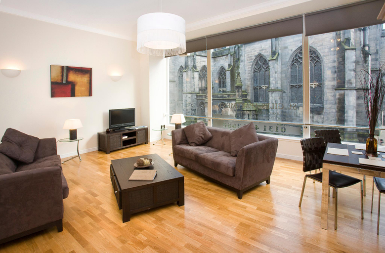 Others 5, Burnets Apartments, Edinburgh