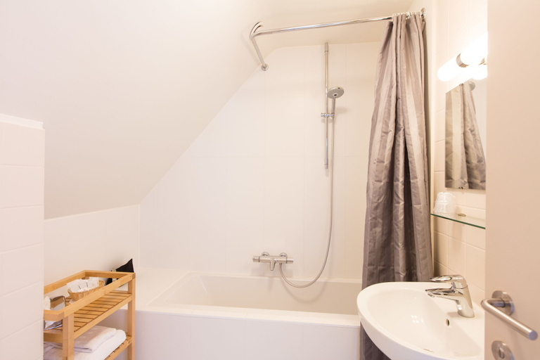 Bathroom 4, Bonobo Apartments, West-Vlaanderen
