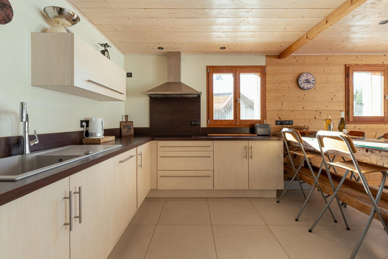 Others 3, Les Picaillons - Le Chalet, Haute-Savoie