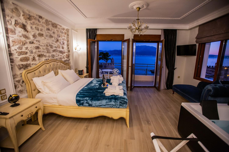 Others 4, Vip Lepanto Port Suites, West Greece