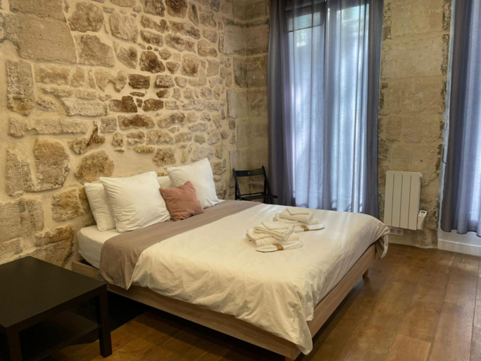 Bedroom 2, Maison le Bac Apartments, Paris