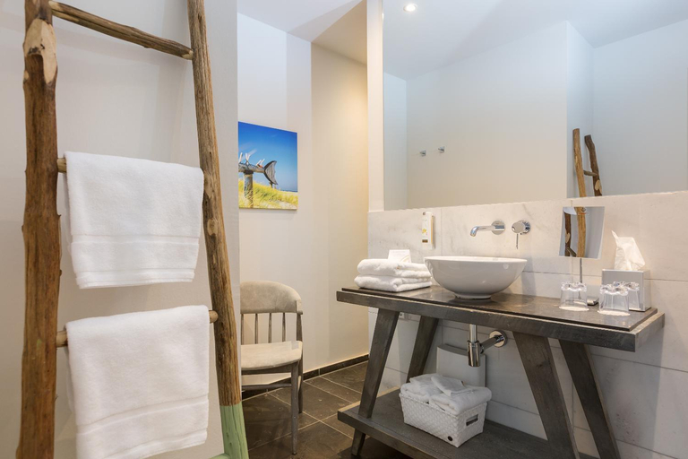 Bathroom 5, Easy Living, Nordfriesland