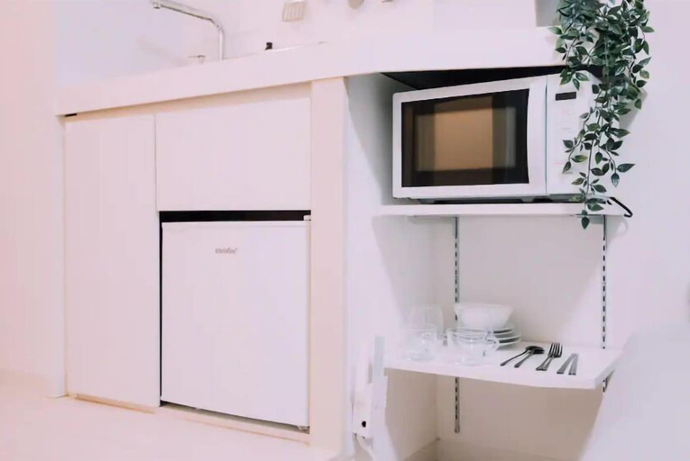 Others 4, Minimalist Loft 403, Osaka
