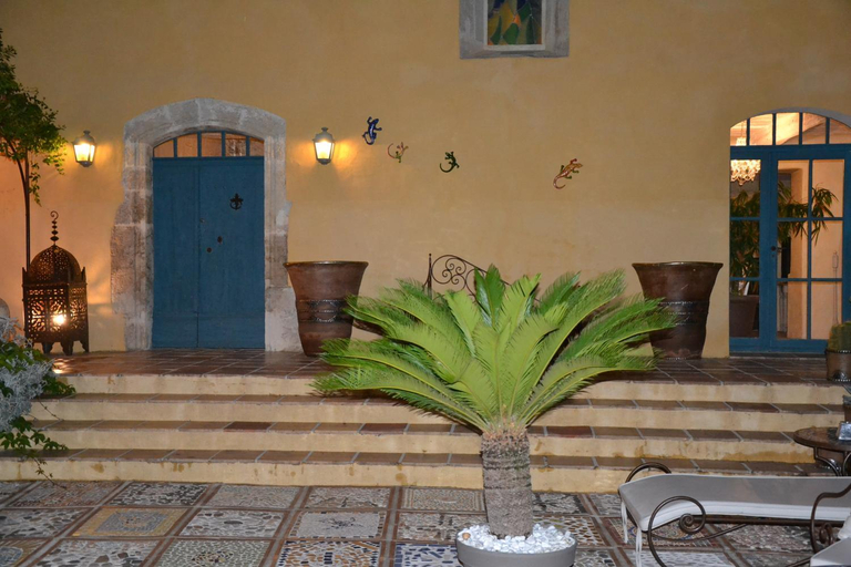 Others 4, Maison Saint Louis avec Jacuzzi, Var