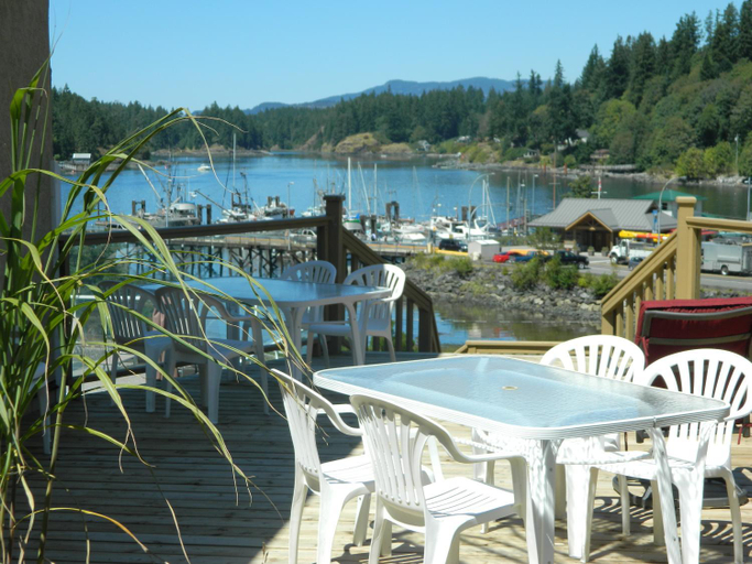 Food & Drinks 5, High Pont Resort, Comox-Strathcona