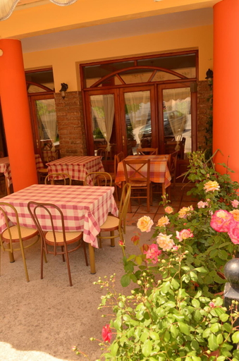 Food & Drinks 2, Guesthouse Lithos, Thessaly