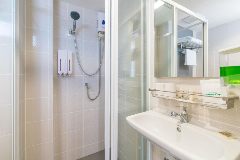 Bathroom 3
