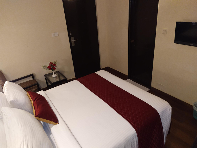 Bedroom 12