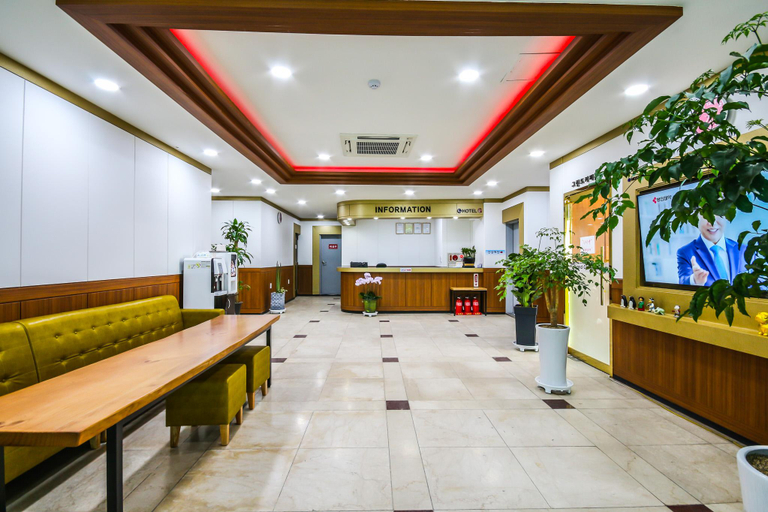Others 3, Gurye Grand Hotel, Gurye