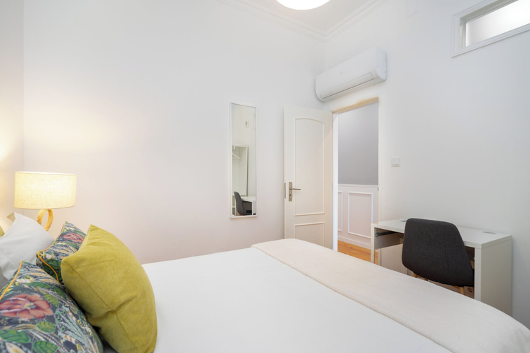 Bedroom 3, Mouraria Modern Living Breathtaking Views & Ac, Lisbon