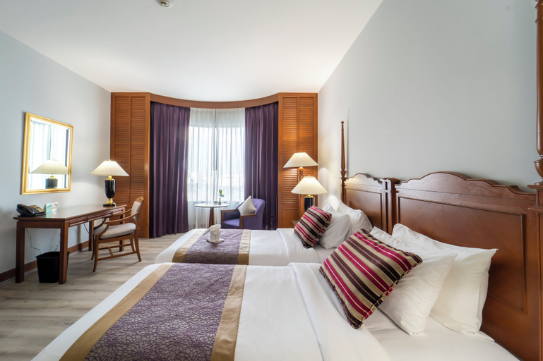 Bedroom 25