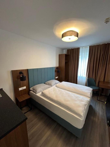 Bedroom 5, Munique Hotel Unterschleißheim, München