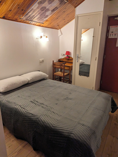 Bedroom 2, AUBERGE DES PINS, Ardèche