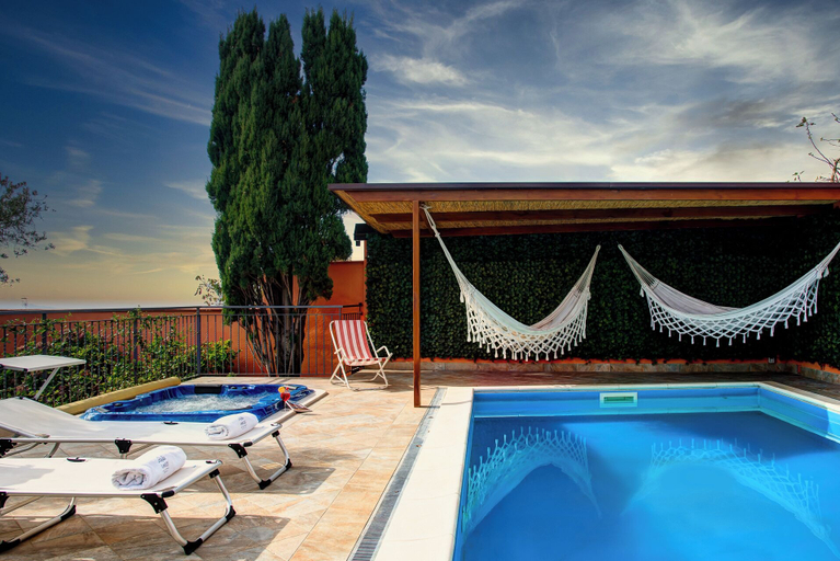 Sport & Beauty 4, Villa Sorrentina With Panoramic Terrace, Napoli