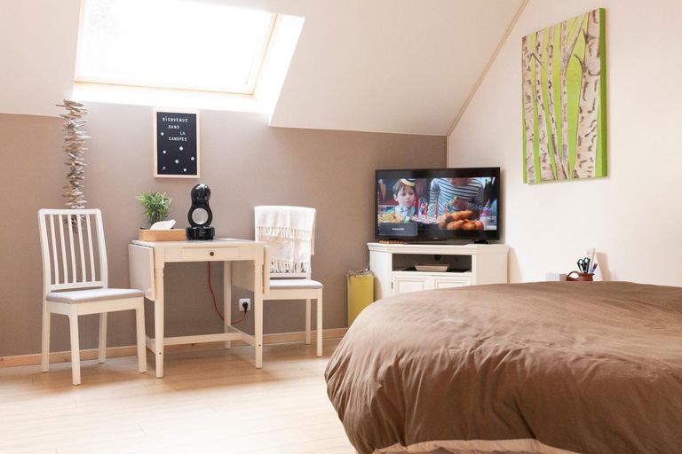 Bedroom 2, Chambres privees chez le particulier aeroport Lille Lesquin, Nord