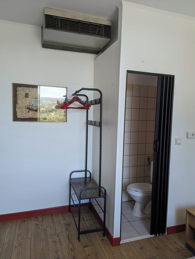 Bathroom 8