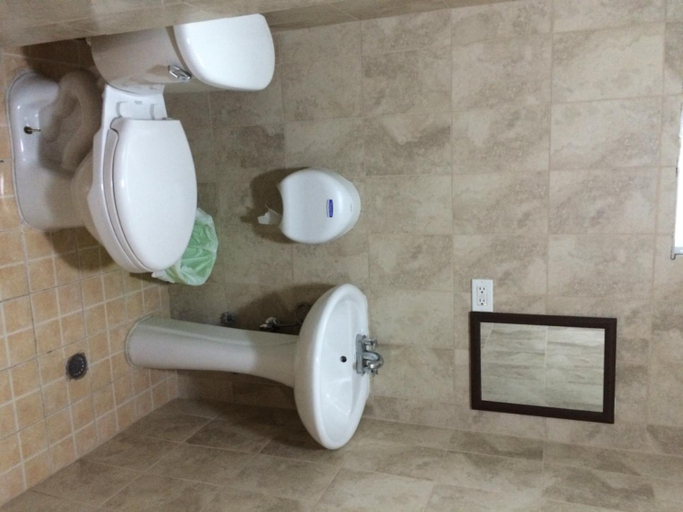 Bathroom 2, Residencial Turistico El Descanso, Panamá