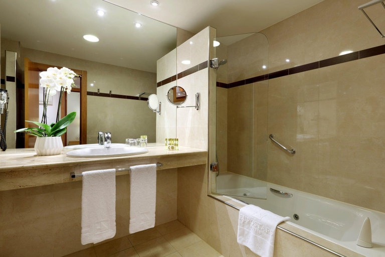 Bathroom 4, Eurostars Centrum Alicante, Alicante