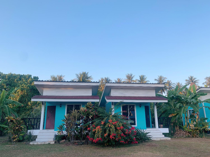 Exterior 16