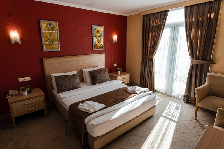 Bedroom 2, Atabay Termal Hotel, Kozaklı