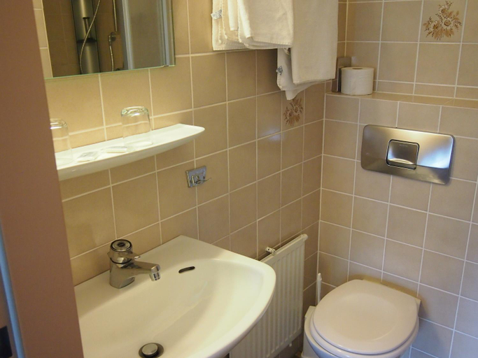 Bathroom 2, Hotel Koppeleck, Berchtesgadener Land