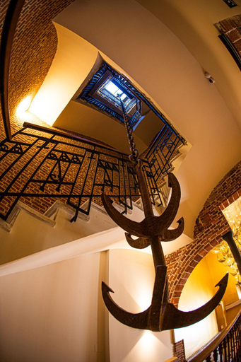 Others 5, Camarote Hotel, León