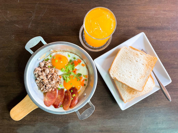 Food & Drinks 4, Ban Nai Amphoe, Muang Nakhon Ratchasima