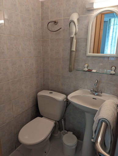 Bedroom 5, AUBERGE DES PINS, Ardèche