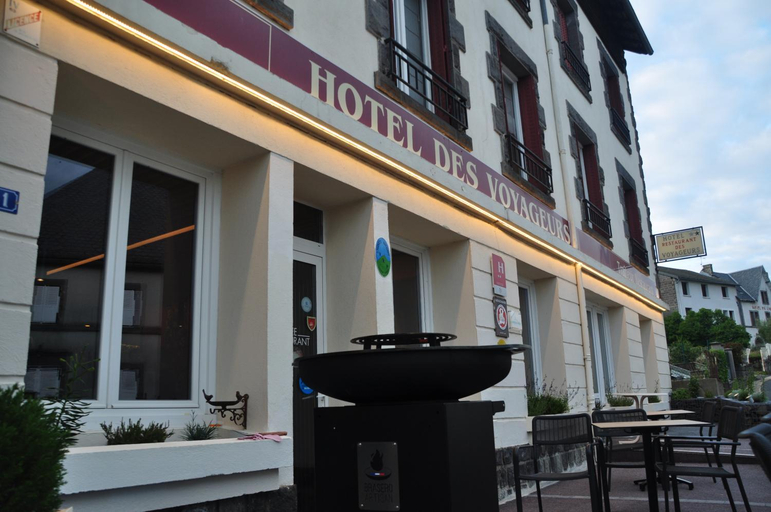 Exterior & Views 1, Hotel des Voyageurs Restaurant Traiteur, Puy-de-Dôme