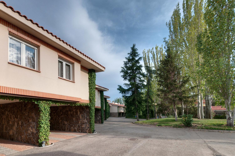 Exterior & Views 1, Madrid-Getafe Los Angeles Hotel, Madrid